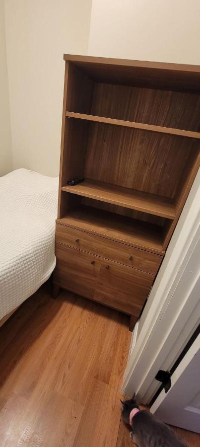Private Bedroom Near Boston Extérieur photo