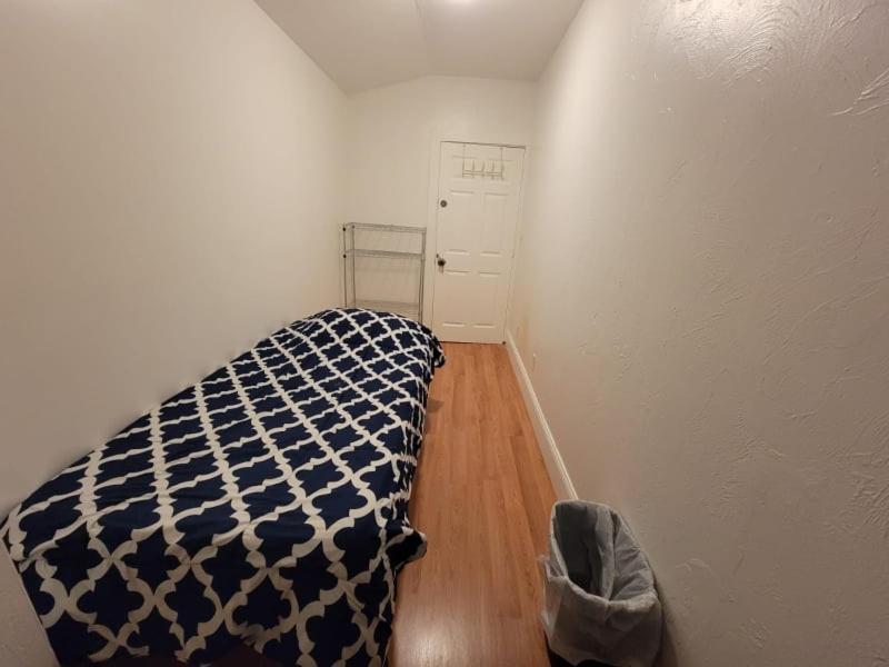 Private Bedroom Near Boston Extérieur photo