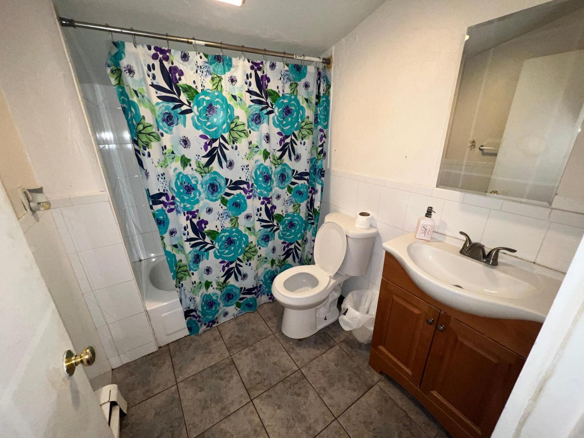 Private Bedroom Near Boston Extérieur photo